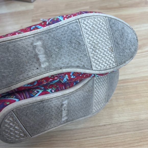 TOMS Aztec Print Guatemalan Colorful Pink Blue Slip On Flat Loafers Size 7 - Picture 6 of 7